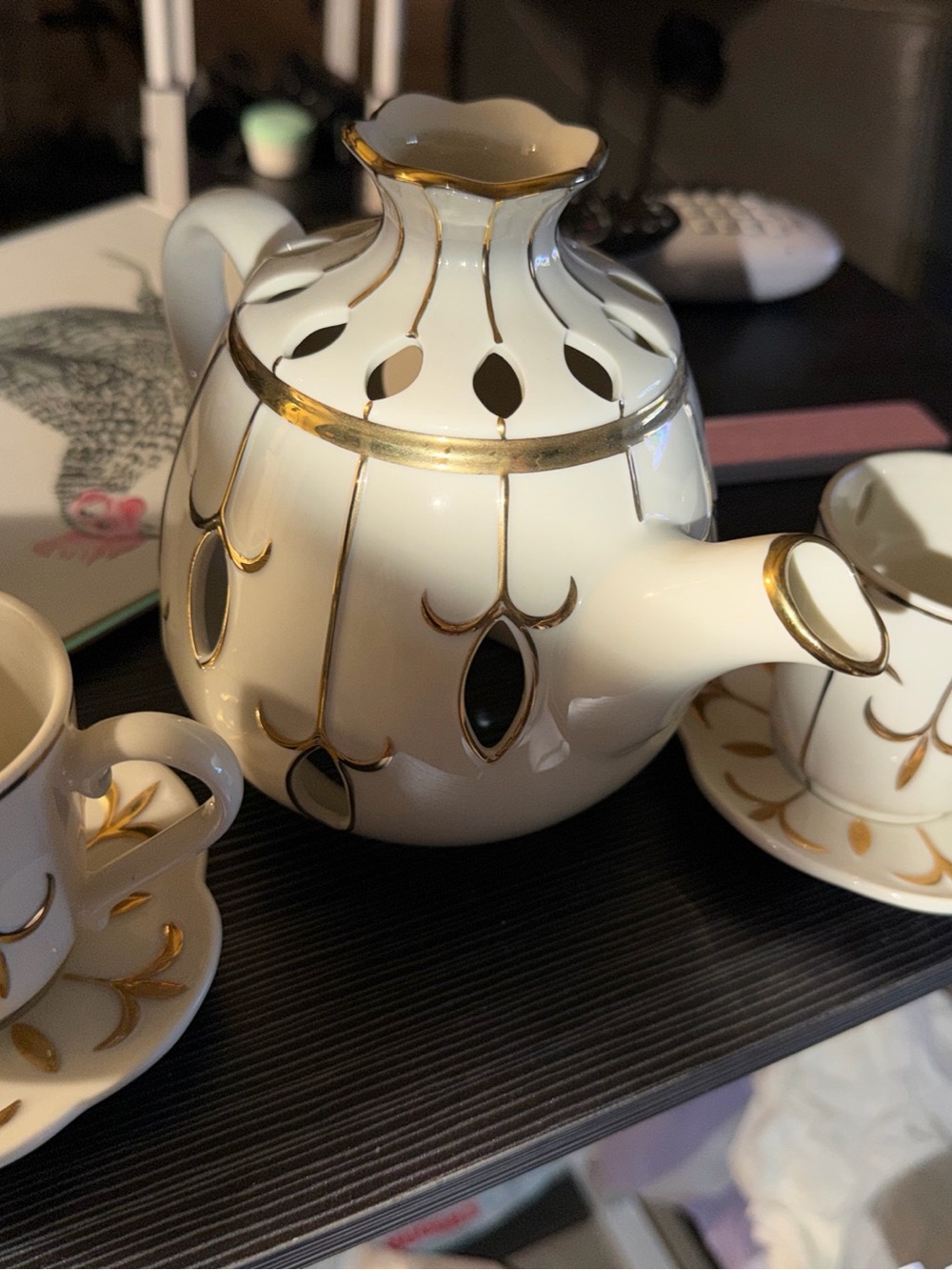 Elegant White and Gold Porcelain Teapot Set